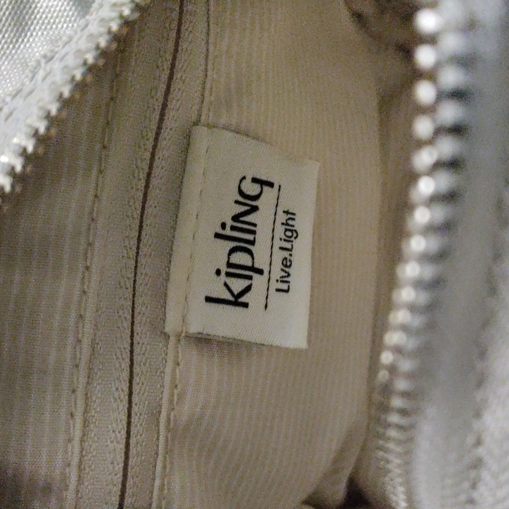 Kipling's "Jesper" Crossbody - Picture 8 of 10